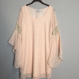 XS Va Va Joy Han pink bell sleeve dress